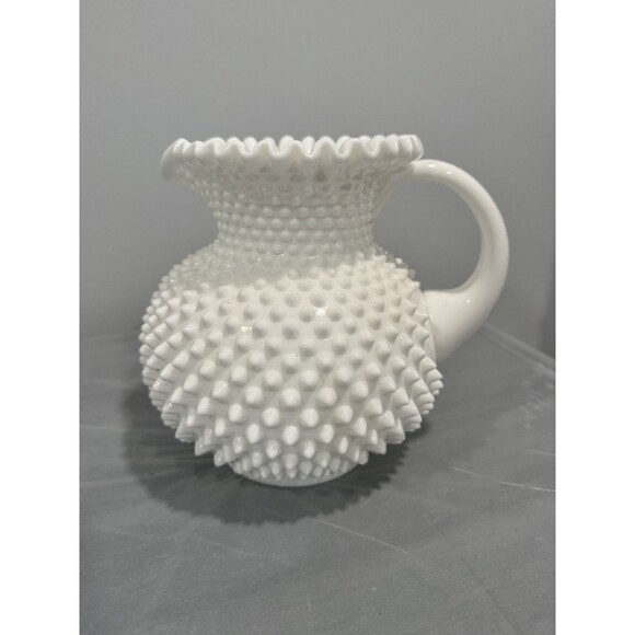 Vintage Fenton White Hobnail Milk Glass Pitcher 8” Ruffled Rim Mid Century - Picture 3 of 7